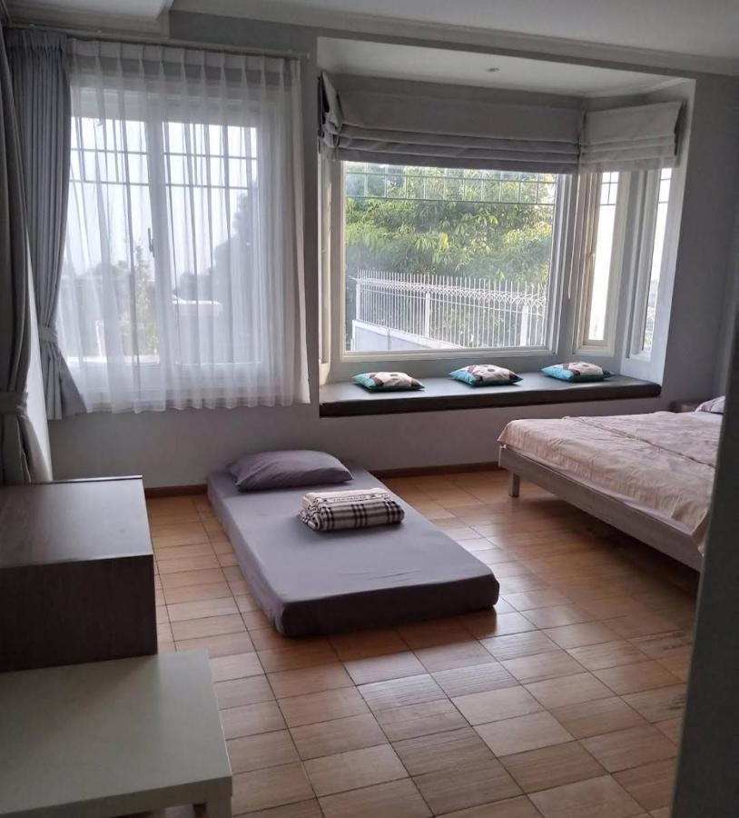 Villa 360 Lembang Extérieur photo
